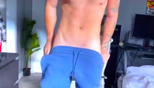 Hunk boy wanker at SurfGayVideo.com
